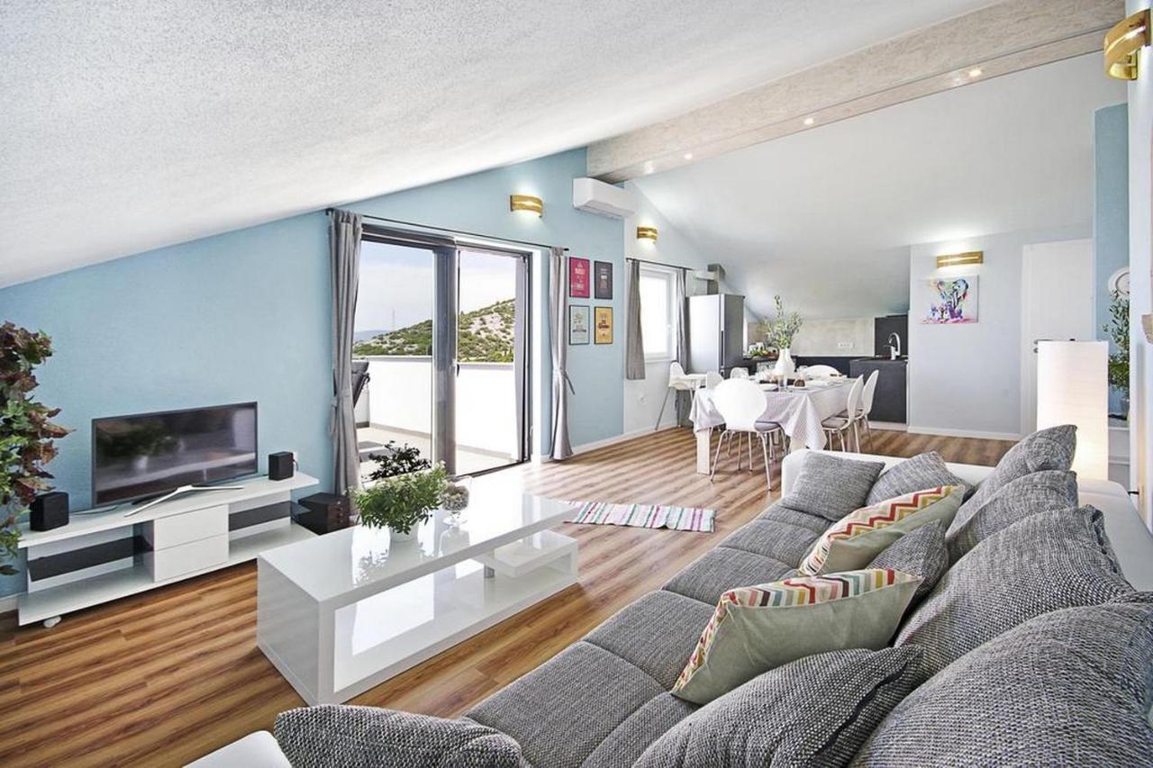 Apartment Sea Forever *