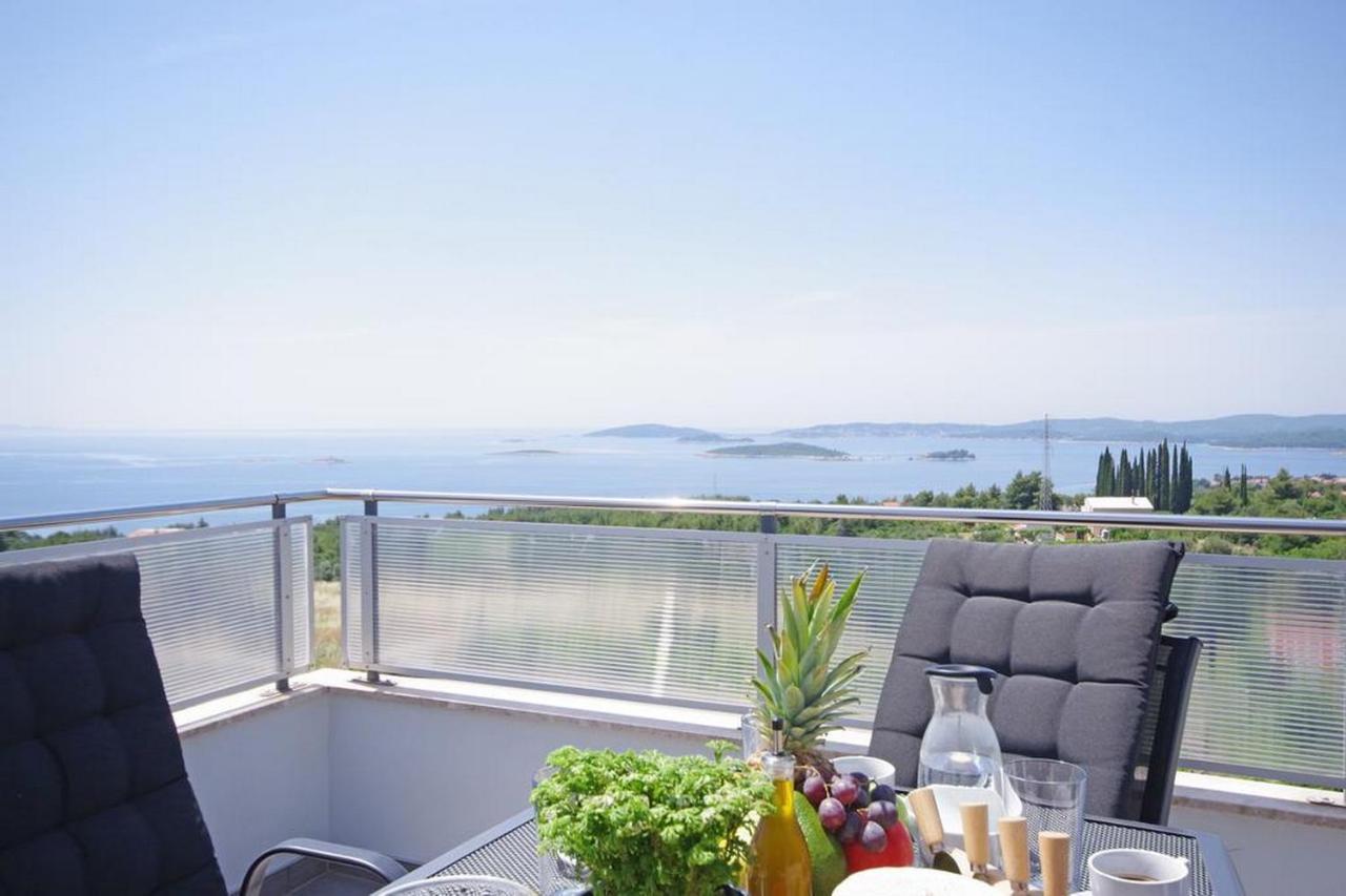Apartment Sea Forever
